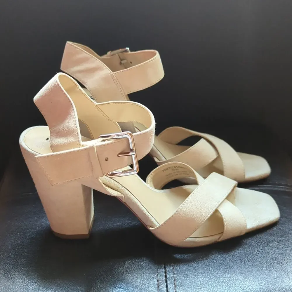 Zara Basic Cream Chunky Heel Criss Cross Comfy Wedding Guest Strappy Sandals